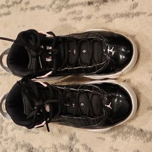 Nike Air Jordan 6 Rings black